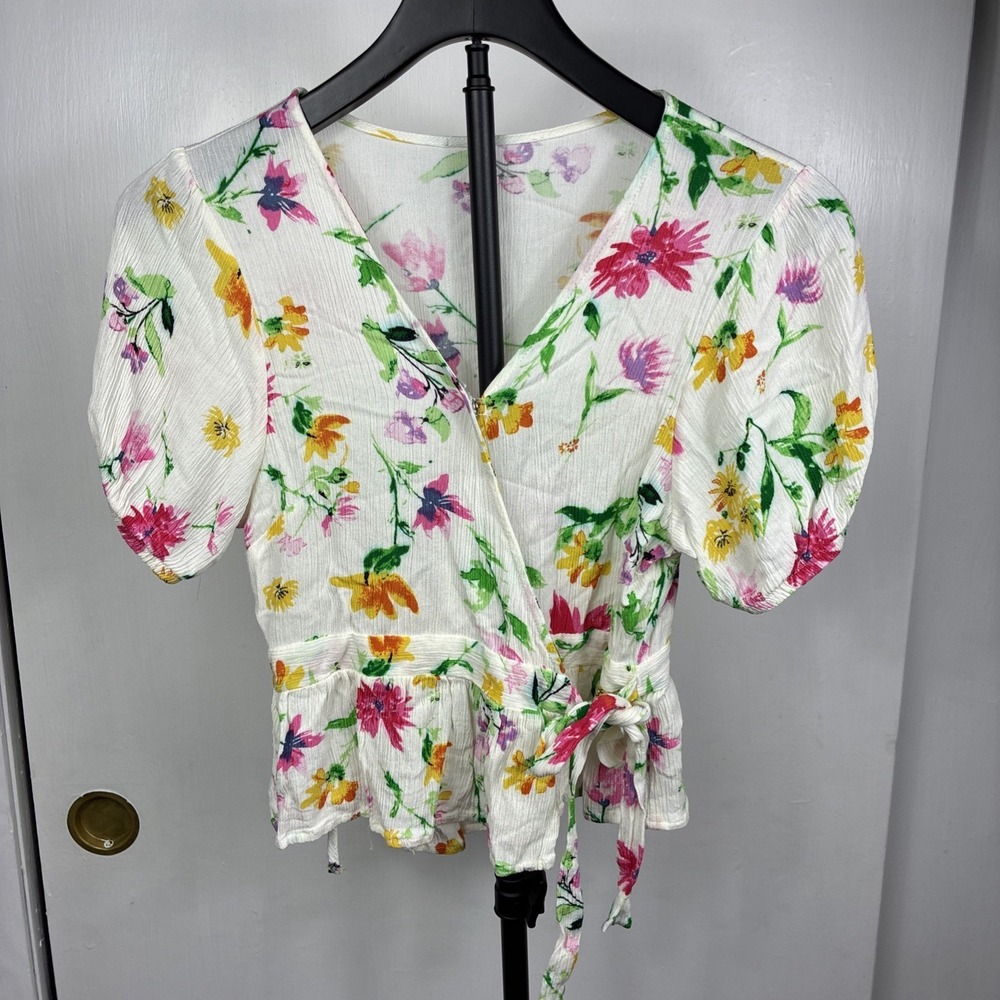 Women's White Short Sleeve Floral Wrap Ruffle Top Boho Peasant Summer Spring
